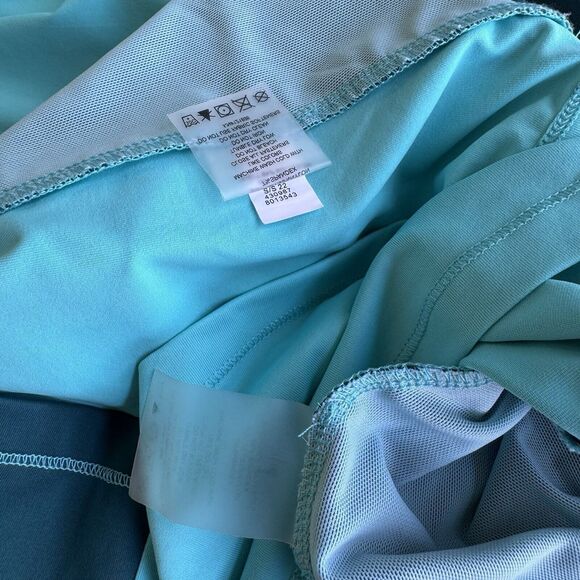 Title Nine Sunbuster 1/2 Zip Short Sleeve Sun Shirts Rash Guard Bundle Medium - Picture 8 of 13